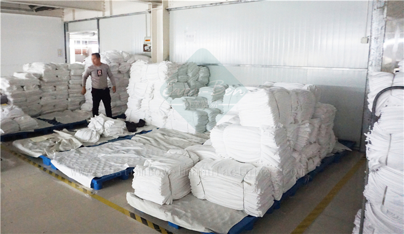 Bulk White cotton towels wholesale exporter for Spain Portugal Europe